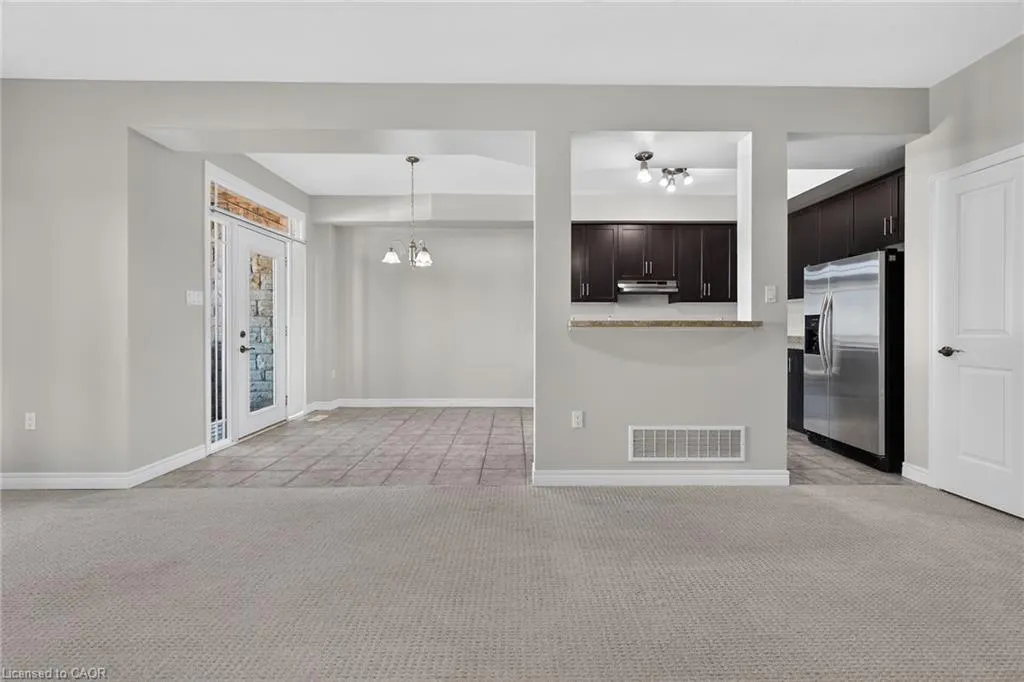 8 Lakelawn Road #22
