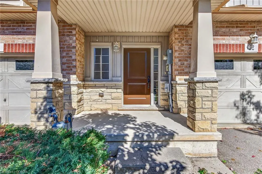 8 Lakelawn Road #22