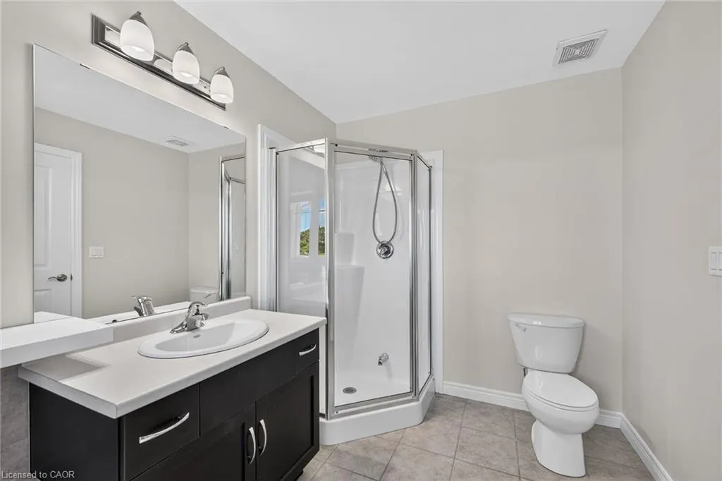 8 Lakelawn Road #22
