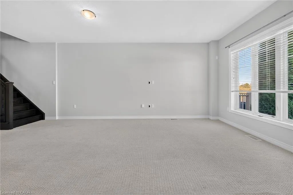 8 Lakelawn Road #22