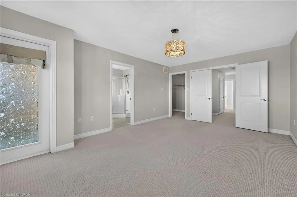 8 Lakelawn Road #22