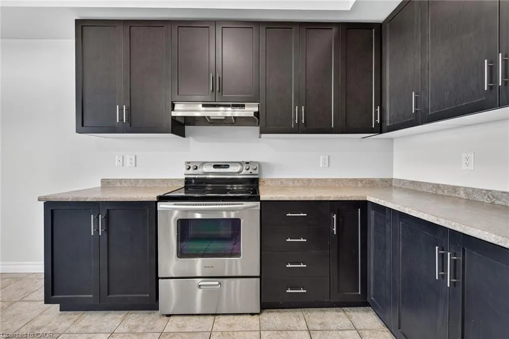 8 Lakelawn Road #22