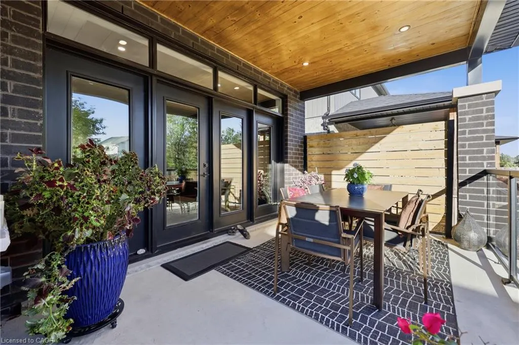 14 Bergenstein Crescent