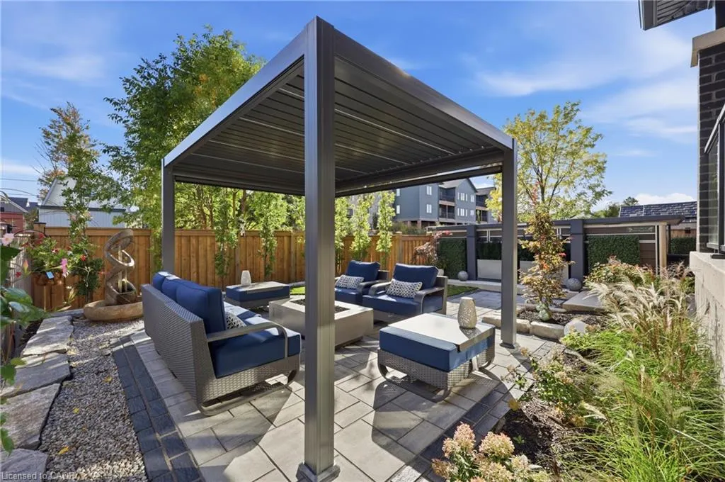 14 Bergenstein Crescent