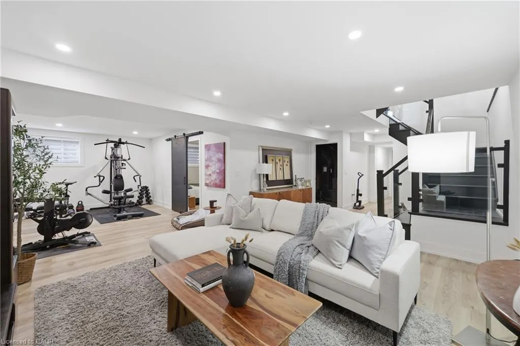 14 Bergenstein Crescent