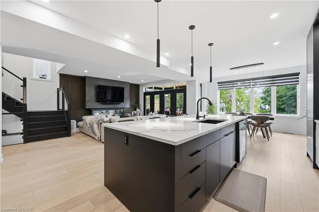 14 Bergenstein Crescent