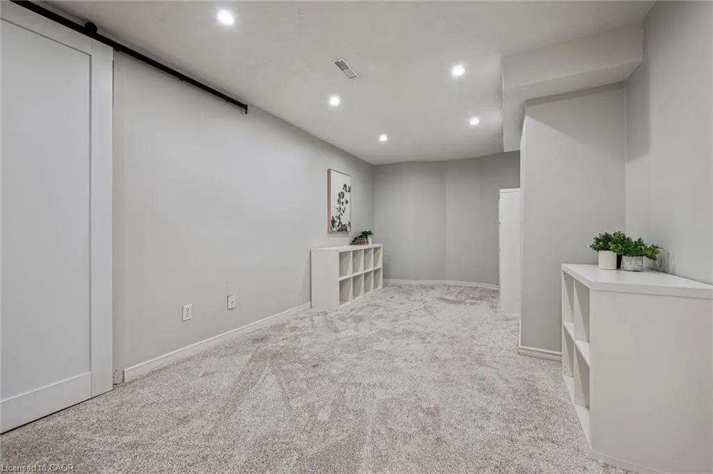 54 Royal Orchard Place