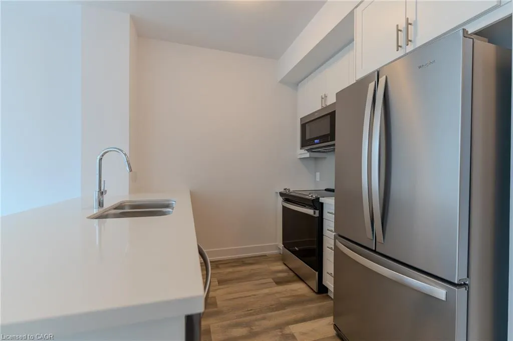 470 Dundas Street E #1213