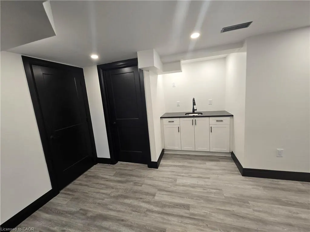 531 Queenston Road #2