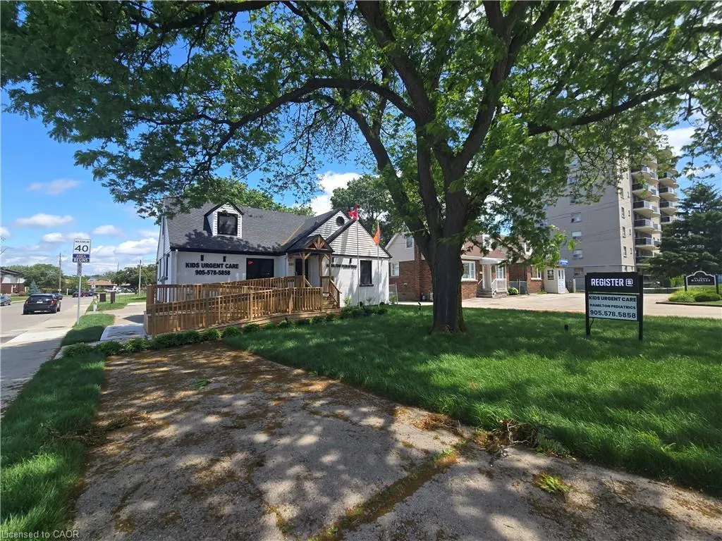 531 Queenston Road #2