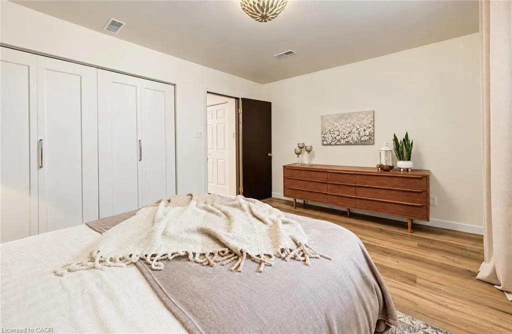 404 Lakeview Drive