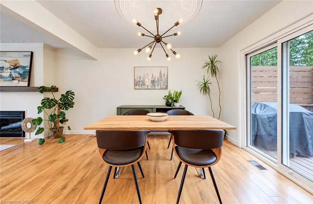 404 Lakeview Drive