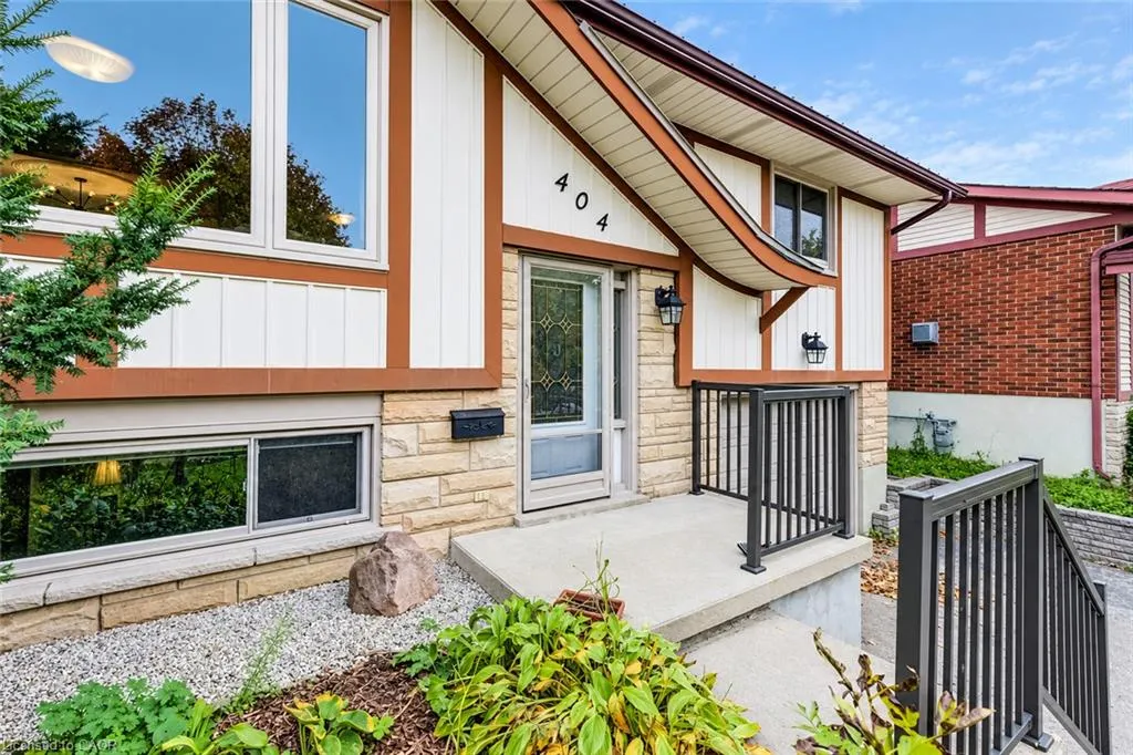 404 Lakeview Drive