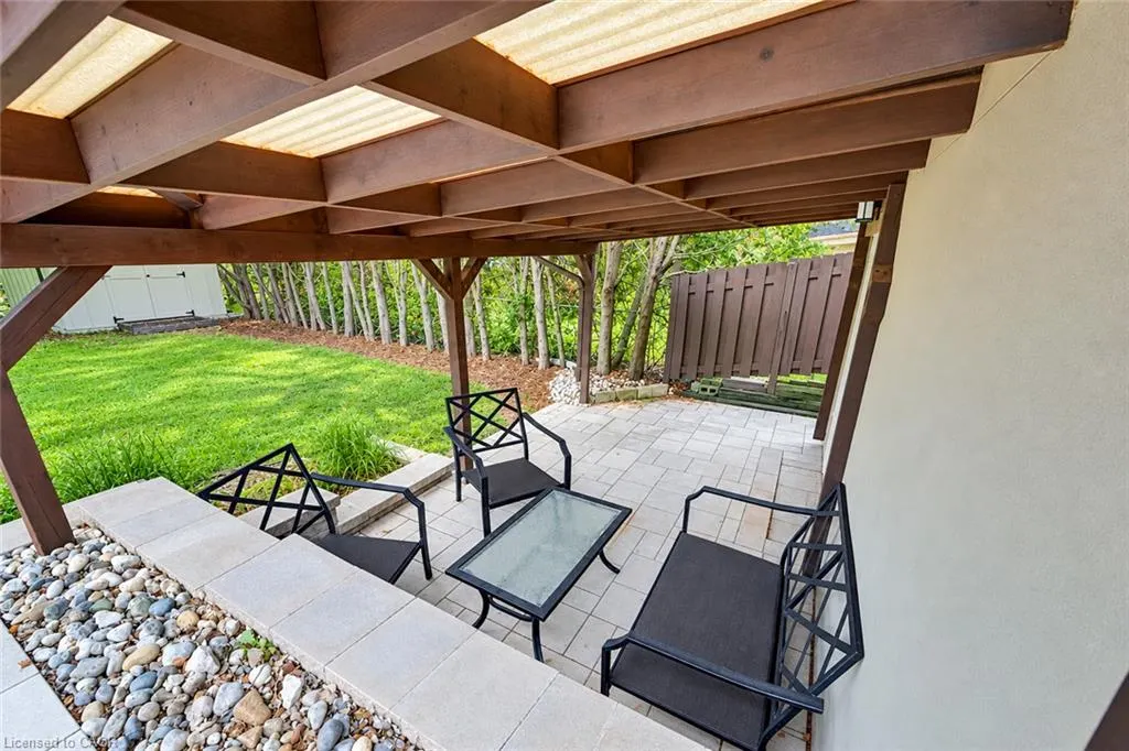 404 Lakeview Drive