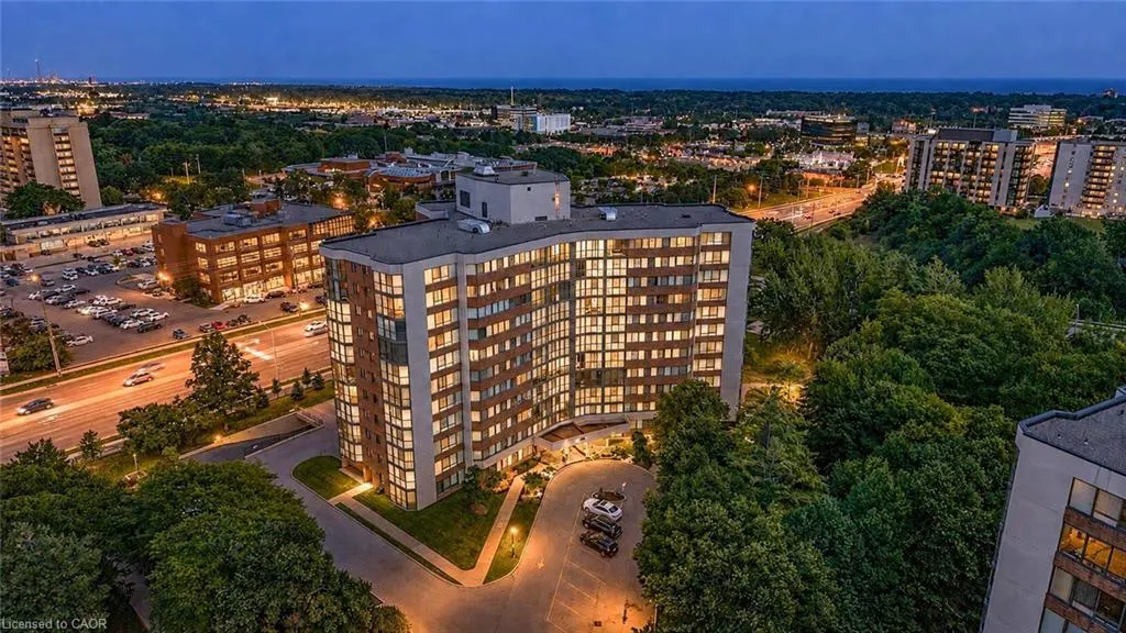 1230 Marlborough Court #202