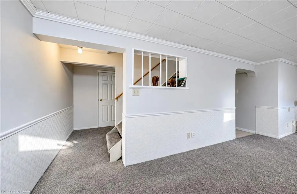 582 Grand Valley Drive