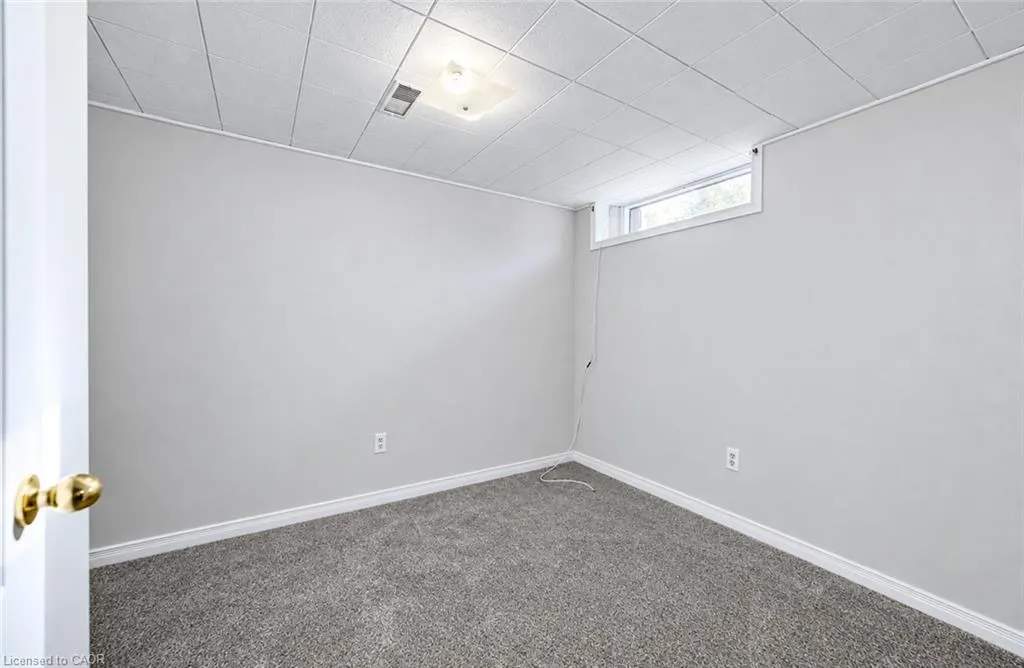 582 Grand Valley Drive