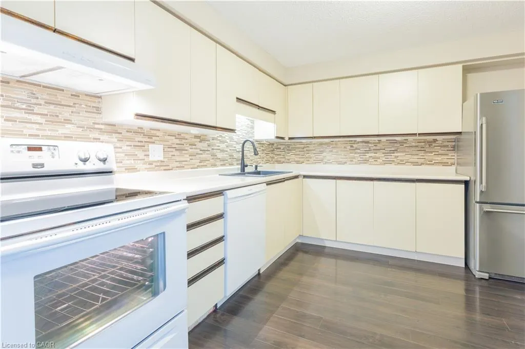 55 Green Valley Drive #1508
