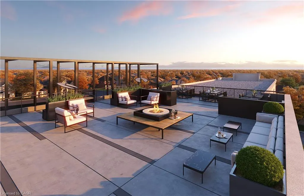 21 Main Street E #322