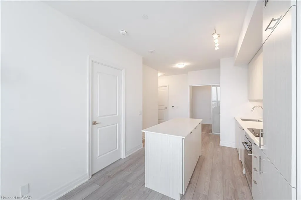 36 Elm Drive #3007
