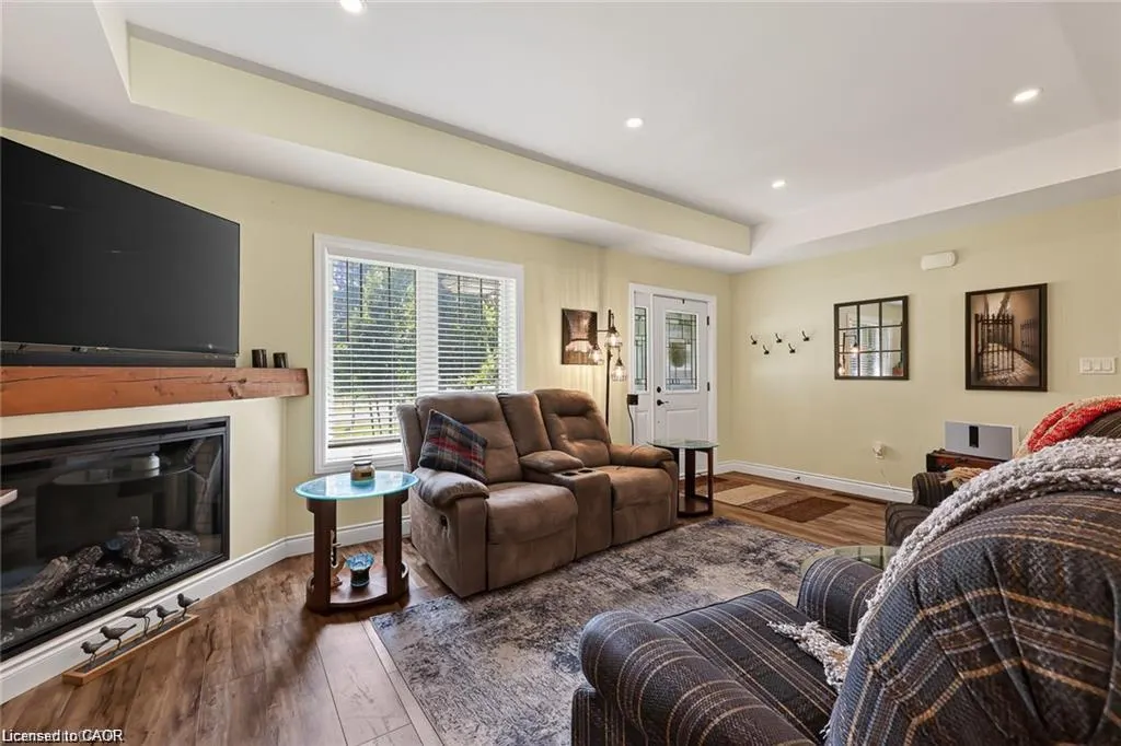 729 6th Concession Rd Enr