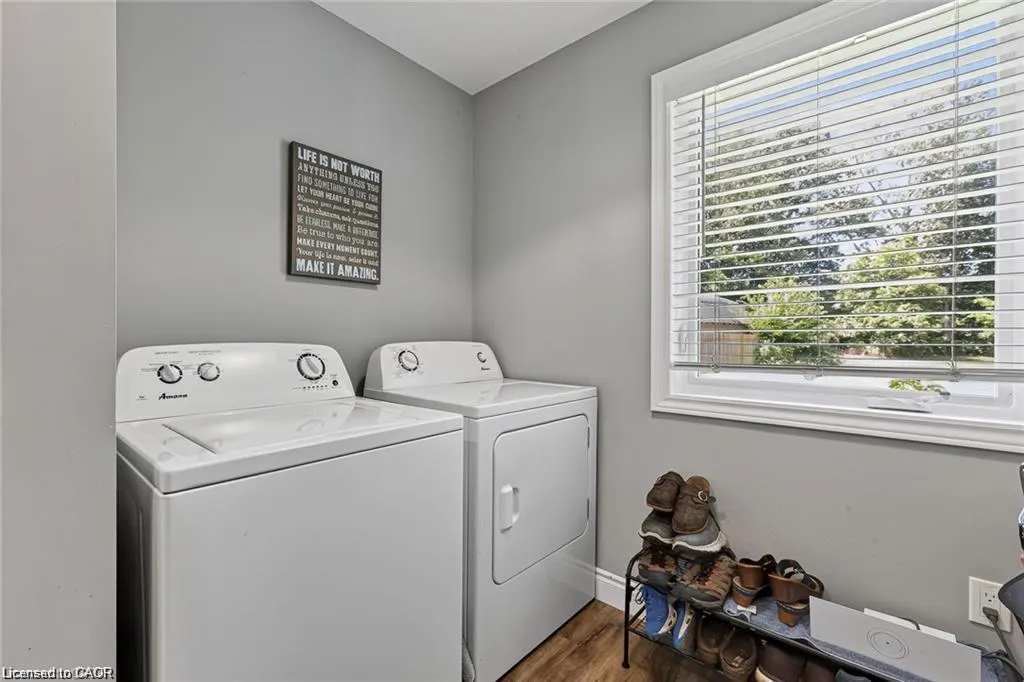 729 6th Concession Rd Enr