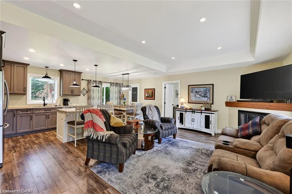 729 6th Concession Rd Enr