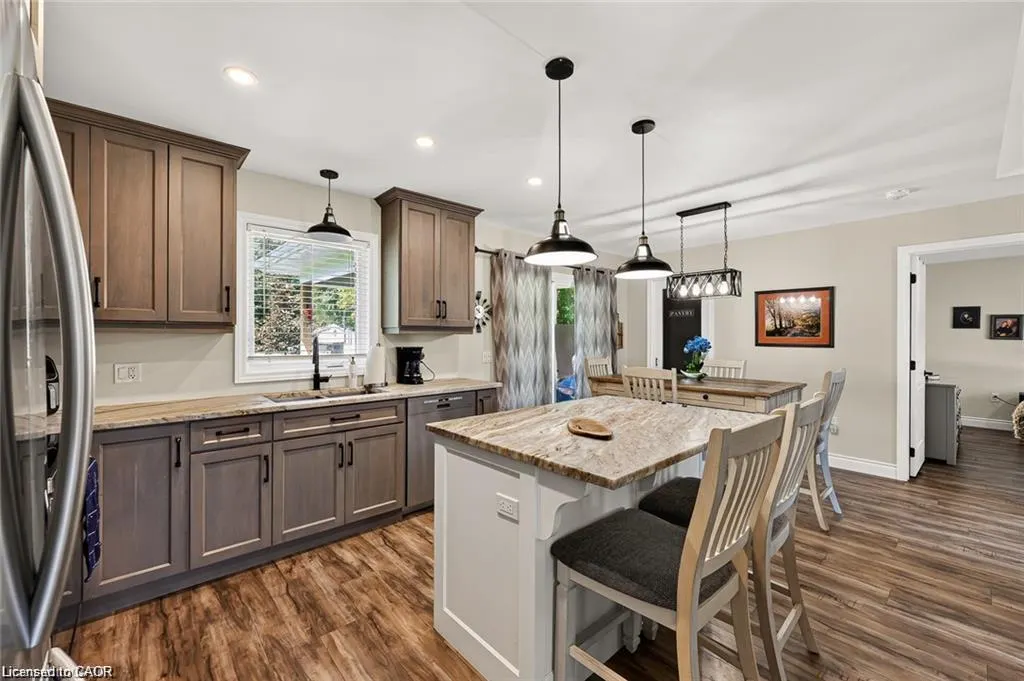 729 6th Concession Rd Enr
