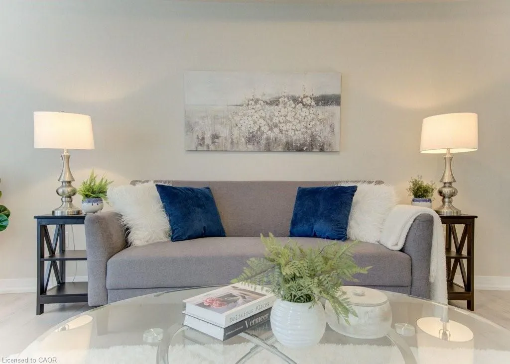 35 Bank Swallow Crescent
