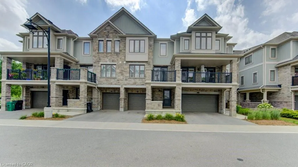 35 Bank Swallow Crescent
