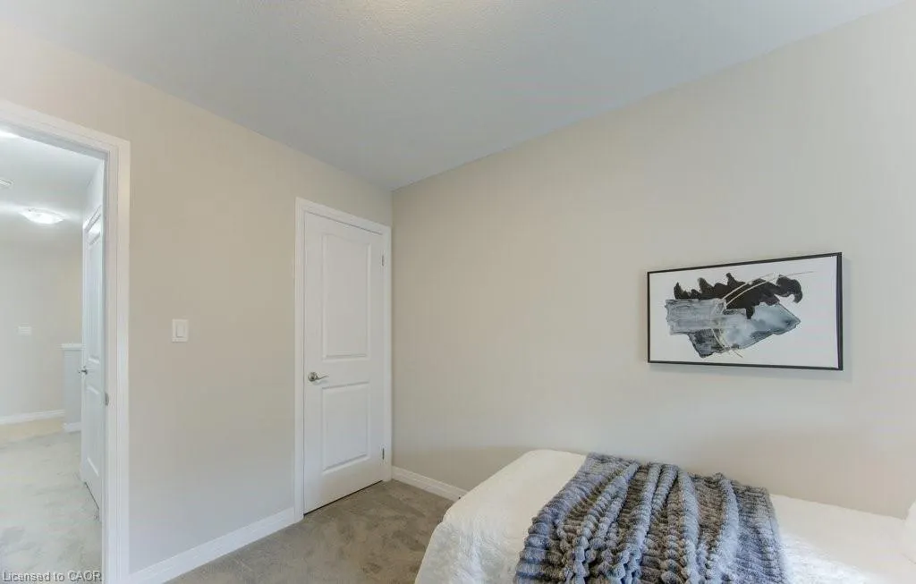 35 Bank Swallow Crescent