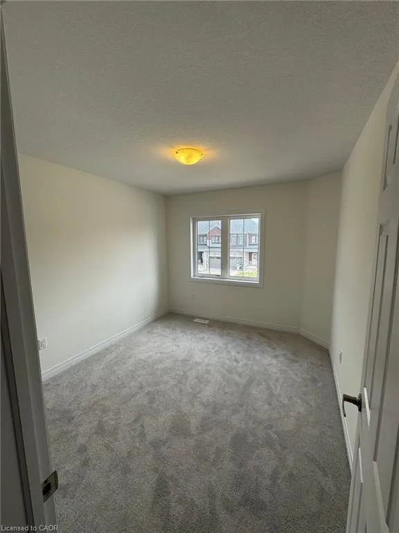 19 Lemon Avenue