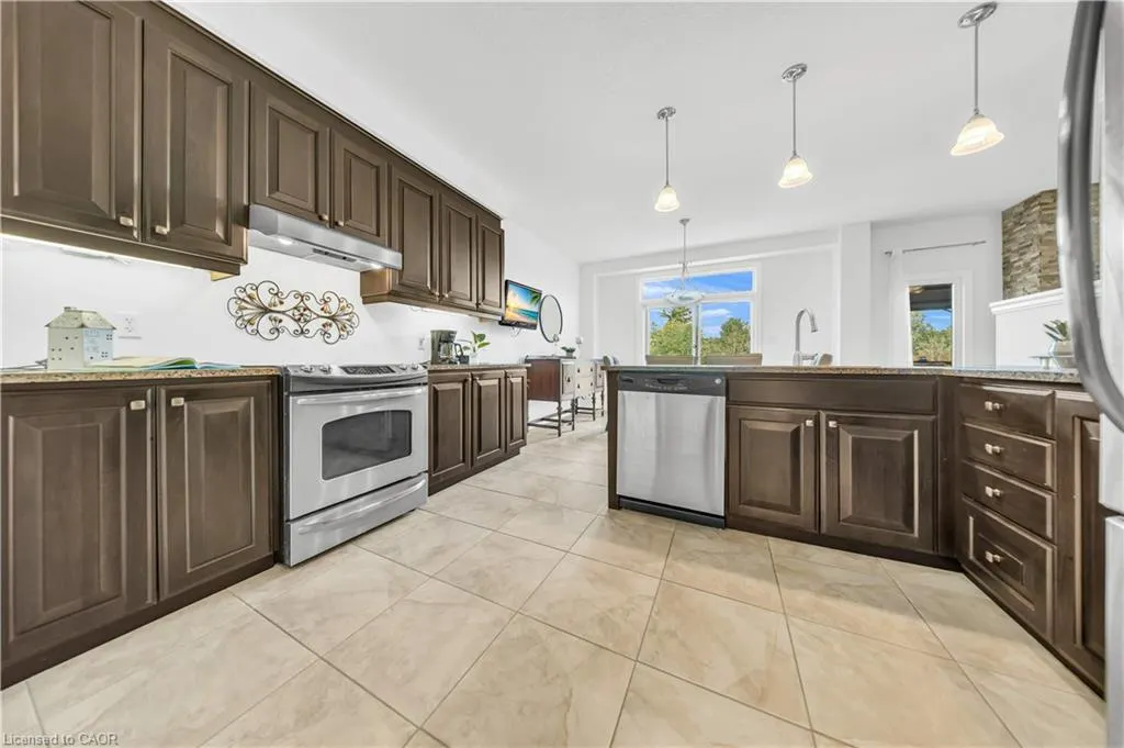 365 Woodbine Avenue