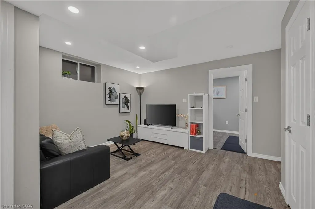 268 Birkinshaw Road