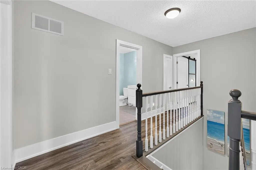 2595 Cavendish Drive
