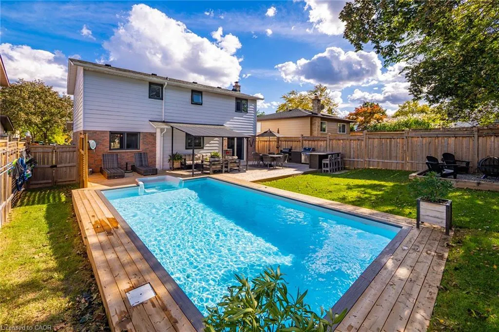 2595 Cavendish Drive