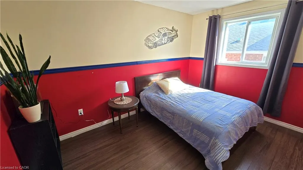 7 Jade Court