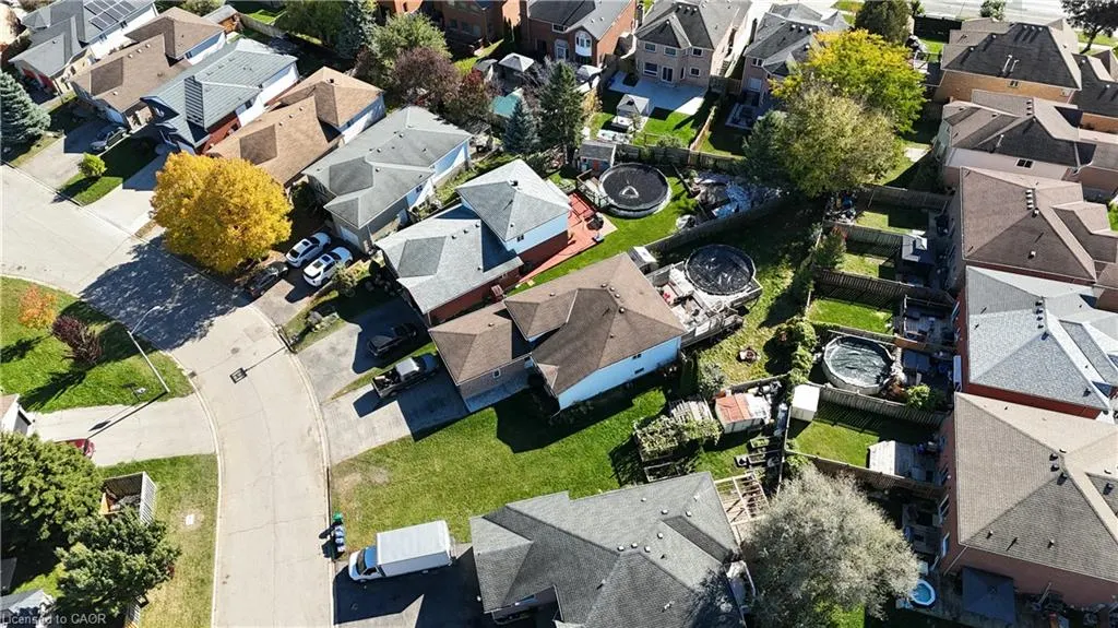 7 Jade Court