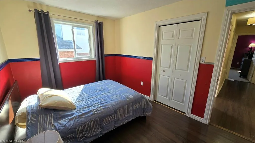 7 Jade Court