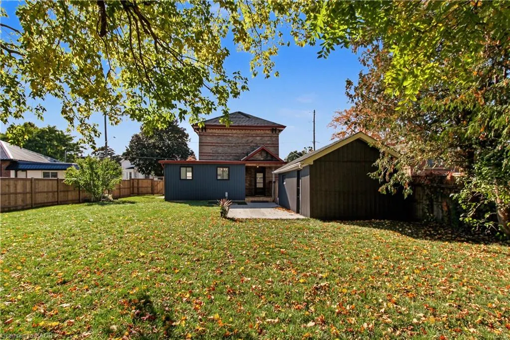 657 Frances Street