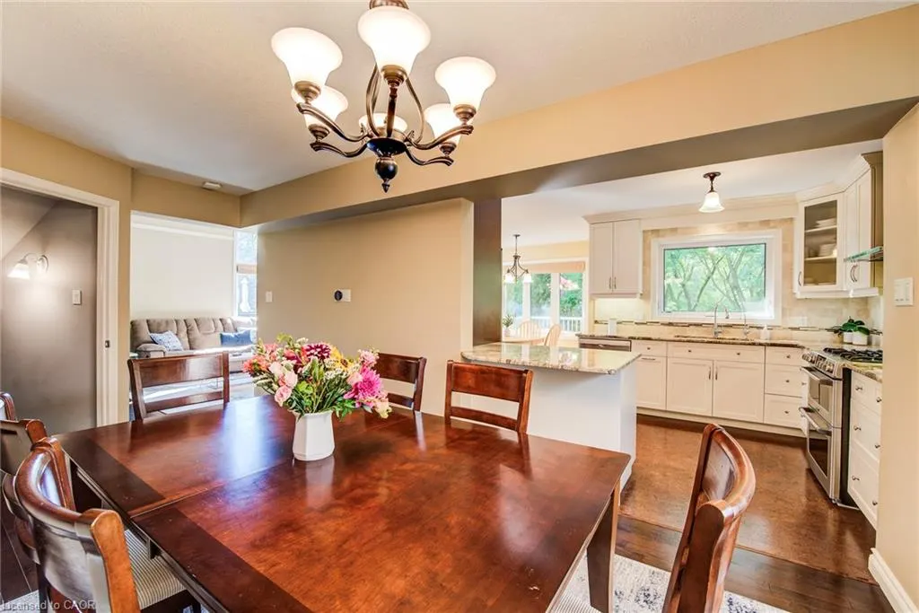 39 Oliver Court SE
