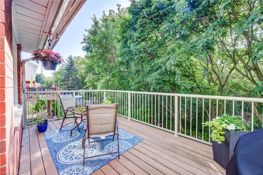 39 Oliver Court SE