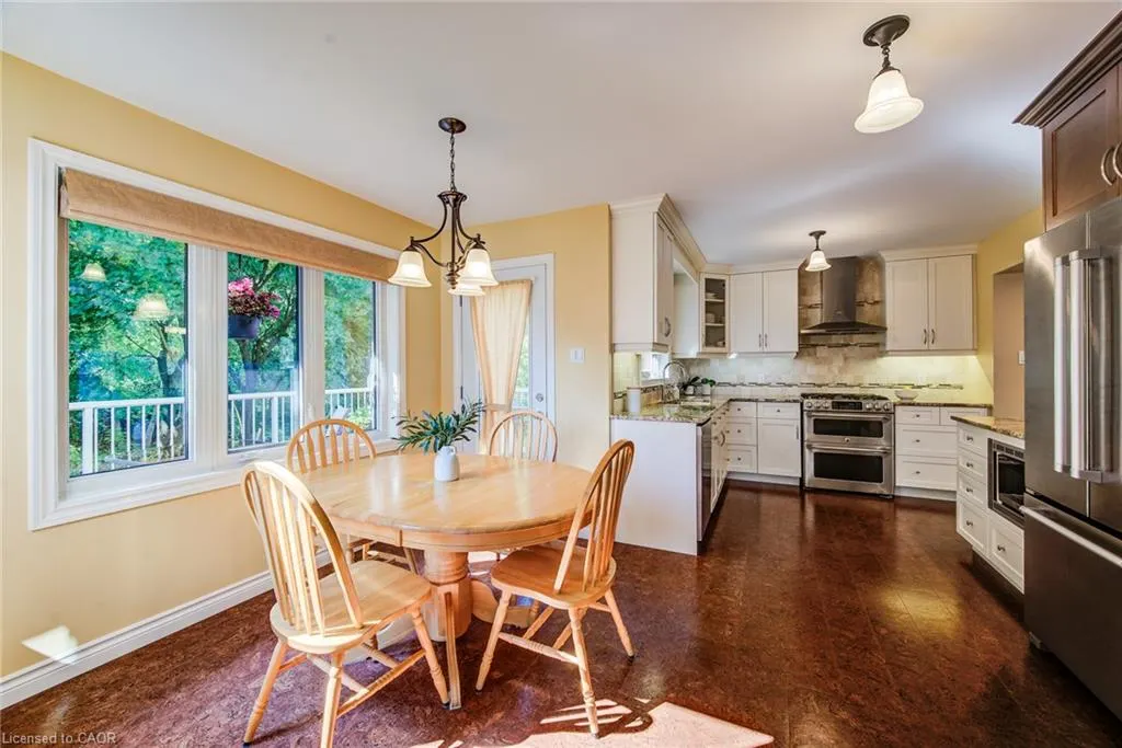 39 Oliver Court SE