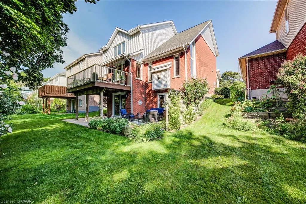 39 Oliver Court SE