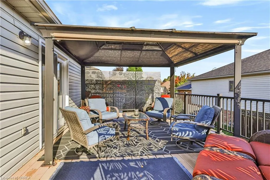 50 Brewster Way