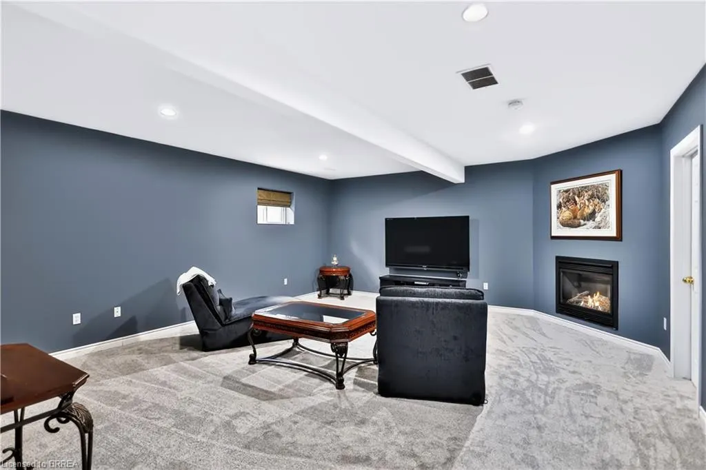 50 Brewster Way
