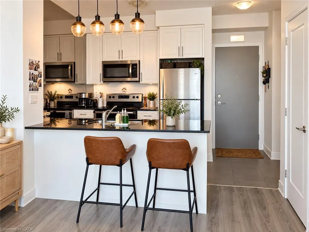 16 Concord Place #421