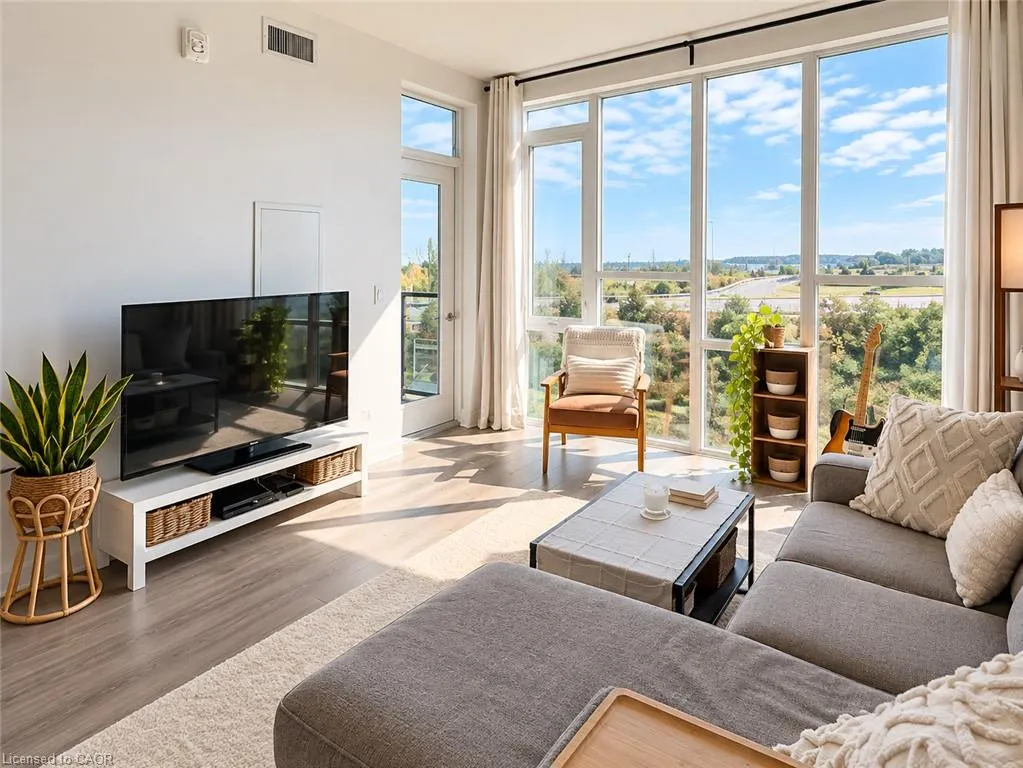 16 Concord Place #421