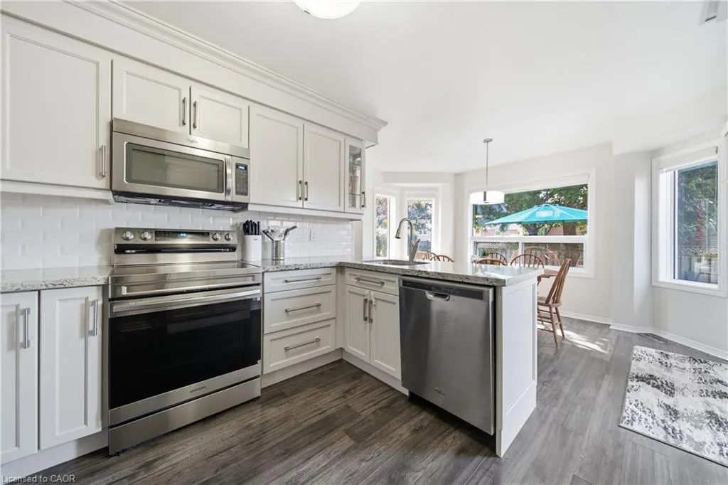 475 Saginaw Parkway
