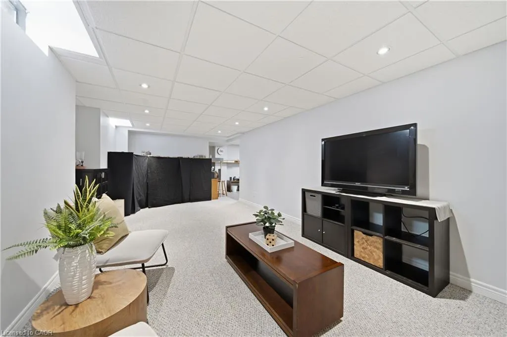 475 Saginaw Parkway